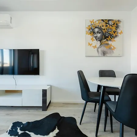 Vanda - Park-View Apartment With Private Balcony Bukarest Exterior foto
